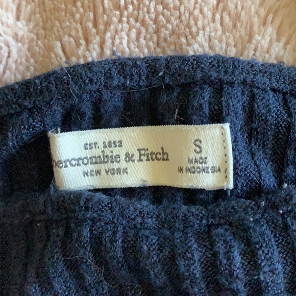 Blue Crop top - Picture 2 of 2